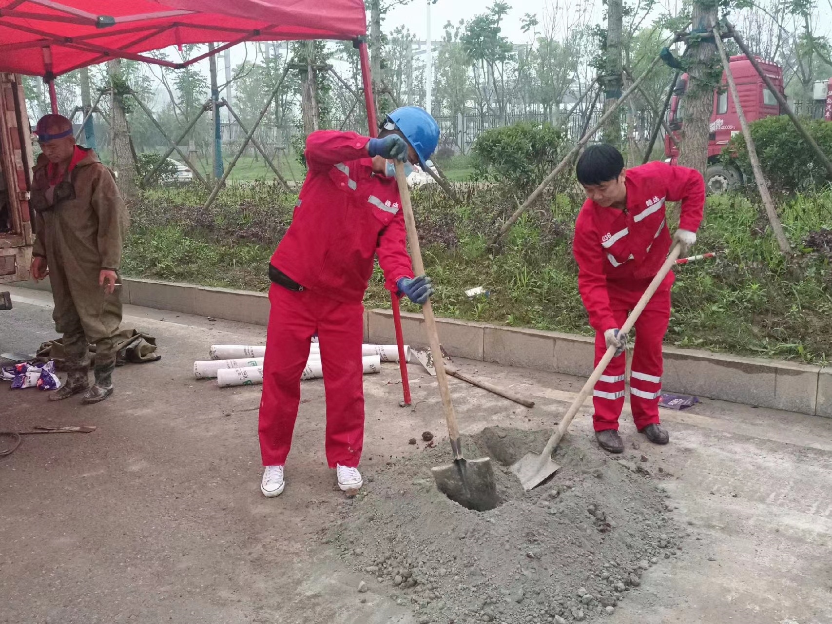 和平管道疏通哪家好】及时进行市政管道清淤